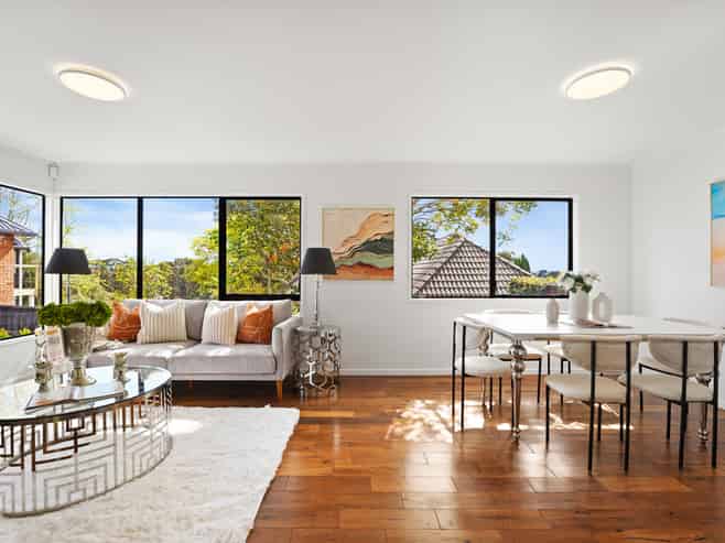 1A Charles Fox Place, Saint Johns
