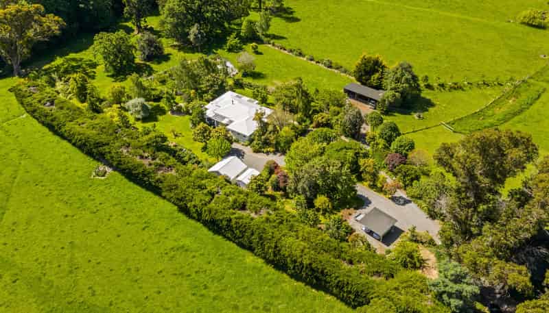 893 Purau Port Levy Road, Port Levy