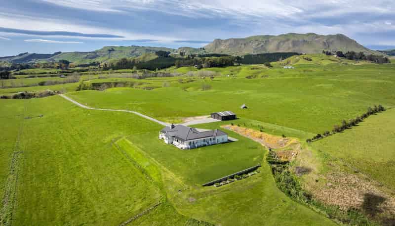 320 Rochfort Road, Kahuranaki