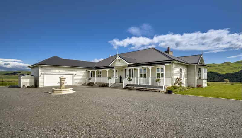 320 Rochfort Road, Kahuranaki