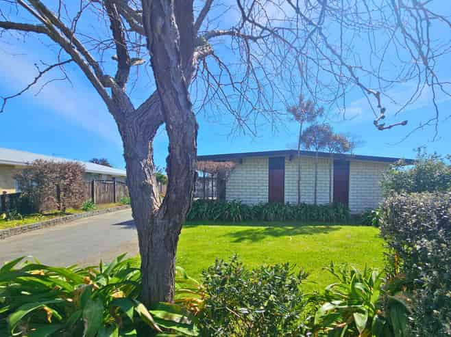 9 Owen Place, Springlands