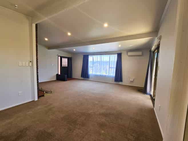 9 Owen Place, Springlands