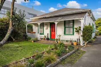40A Nelson Street, Petone