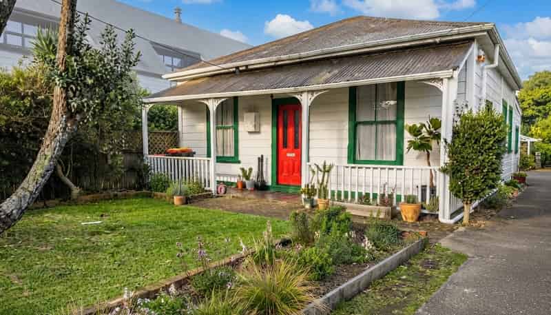 40A Nelson Street, Petone