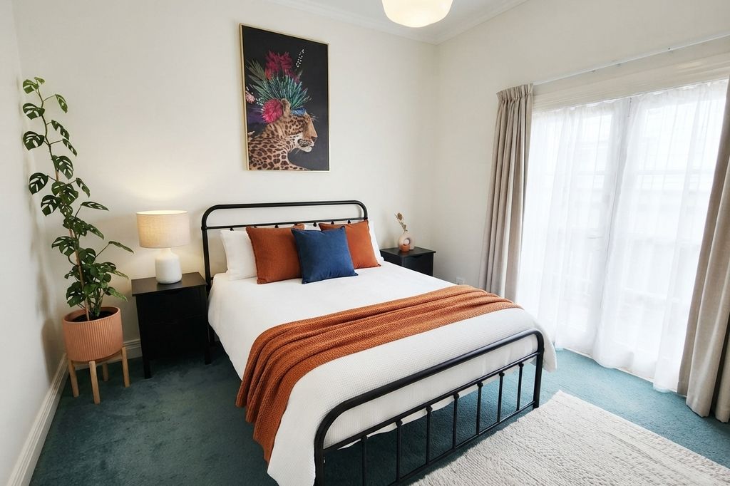 Charming Petone villa living 5