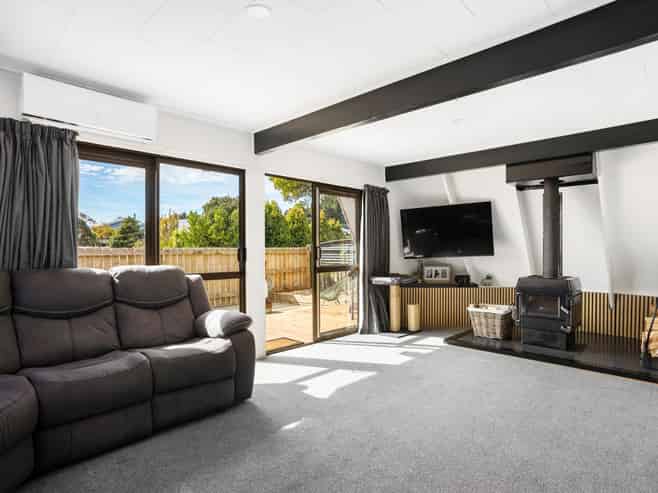 28 Canberra Place, Waldronville