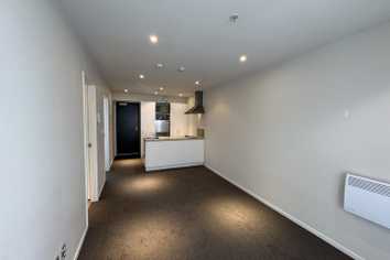 618/74 Taranaki Street , Wellington Central