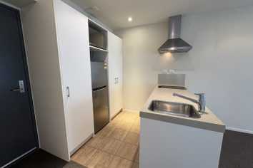 618/74 Taranaki Street , Wellington Central