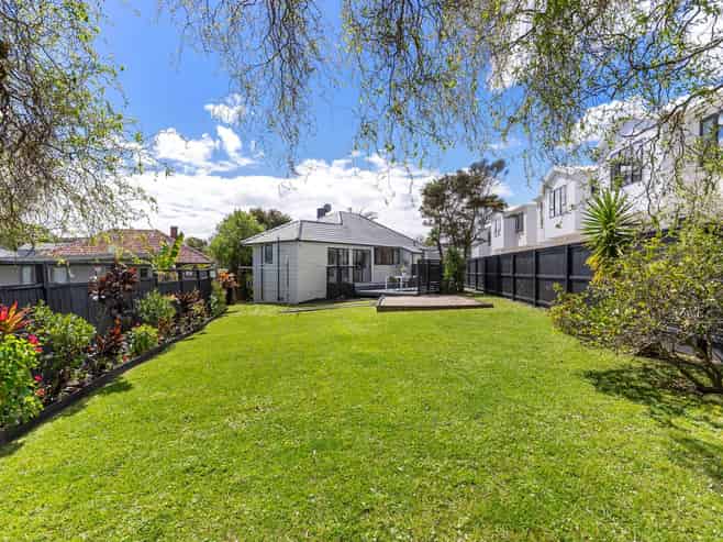 12 Radcliffe Street, Glen Innes