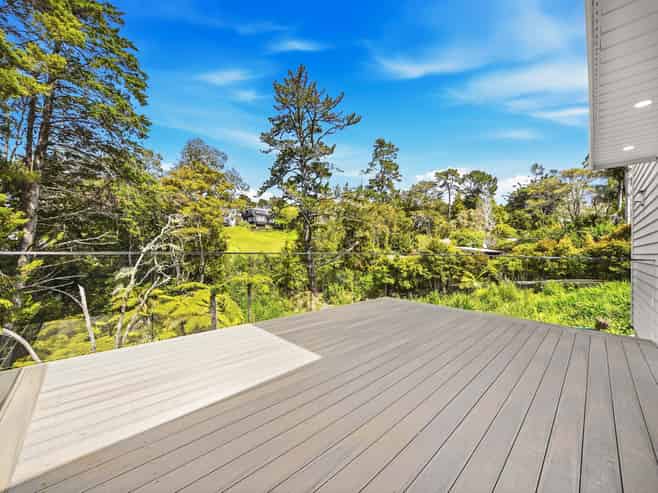27A Fairmount Road, Titirangi