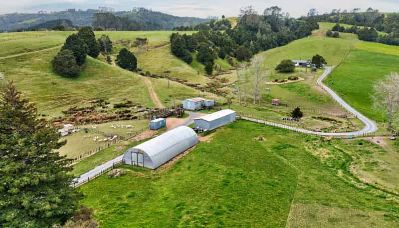 80 Johnson Road, Hukerenui