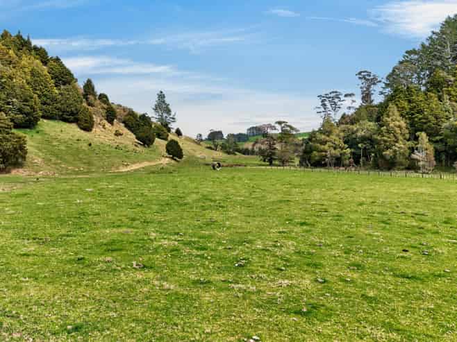 80 Johnson Road, Hukerenui