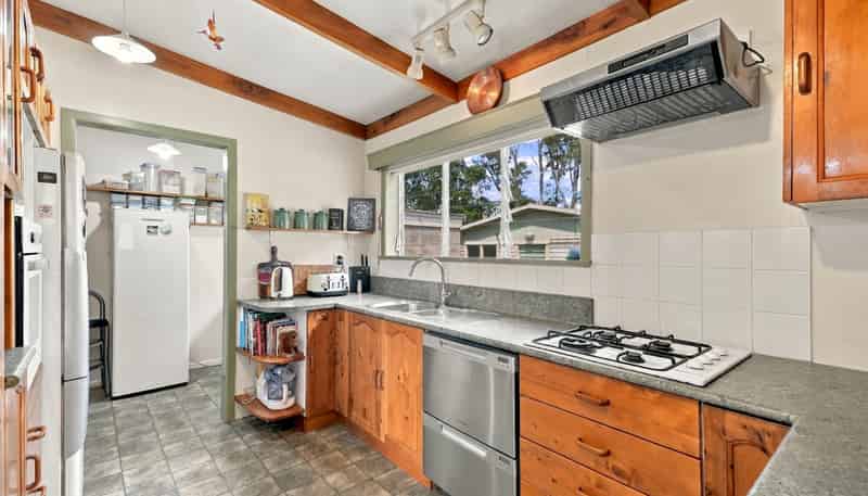 2059 State Highway 16, Helensville