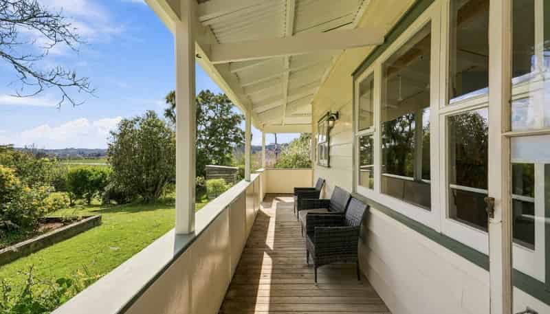 2059 State Highway 16, Helensville