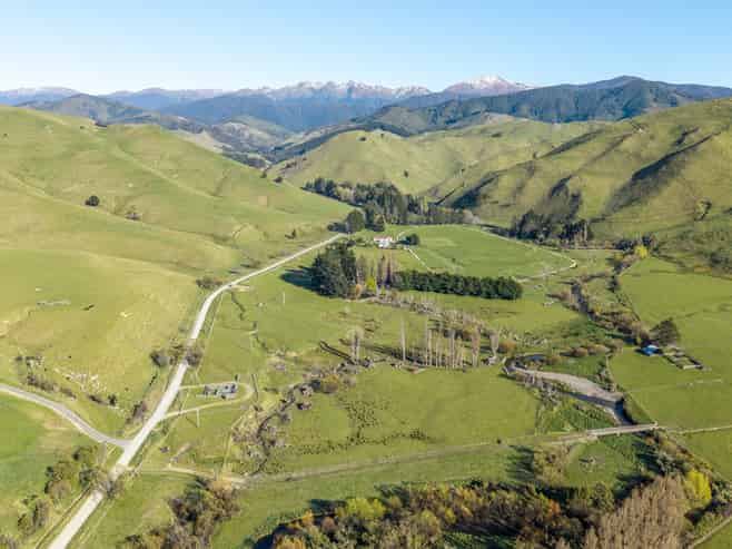 1/ Mikimiki Road, Masterton