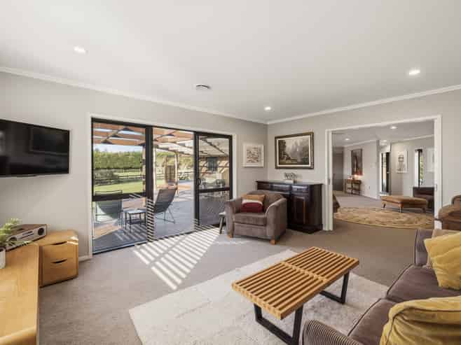 3 Sarona Park Drive, Omanawa