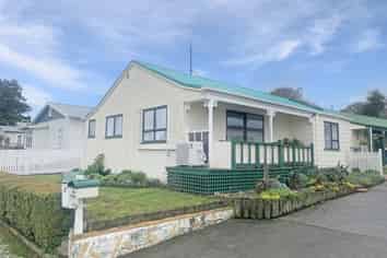 5A Tennyson Street, Dannevirke