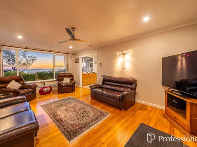 14 Bushey Way, Maungaraki