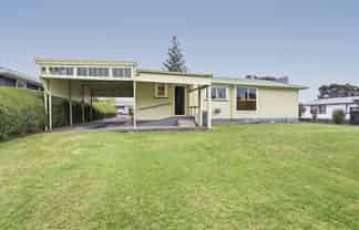82 Strange Street, Waitara