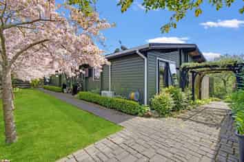 1744 Cust Road, Cust