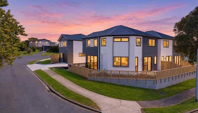 20B Tyrian Close, Half Moon Bay