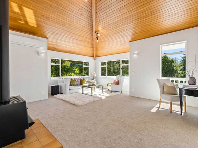 18 Gibson Place, Mellons Bay