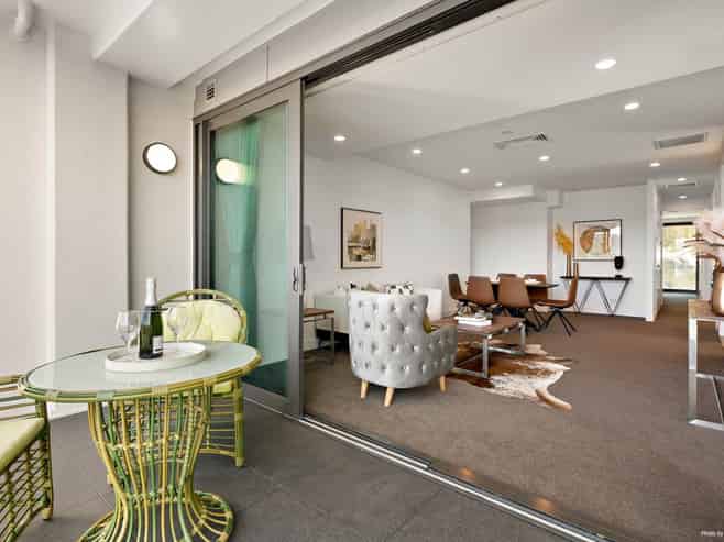 404/371 Khyber Pass, Newmarket