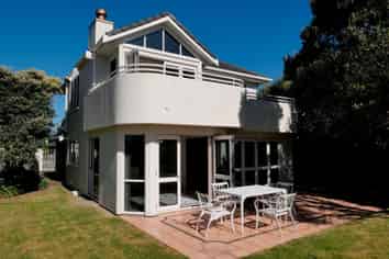 99b Manly St, Paraparaumu Beach