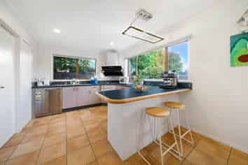 52A Aberdeen Road, Campbells Bay