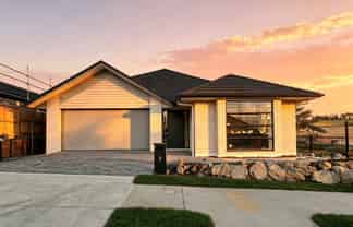 9 Kiwakiwa Street, Milldale