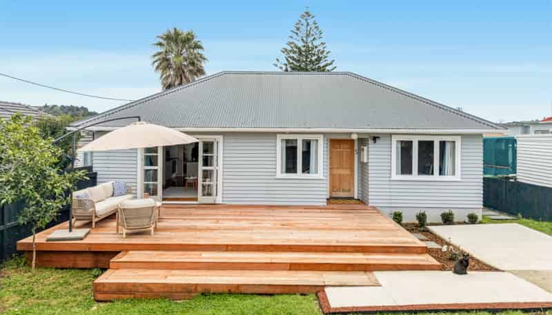 1/63 Lancaster Road, Beach Haven