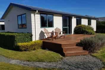 48 Lawson Burrows Crescent, Te Anau