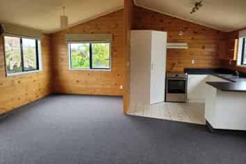 48 Lawson Burrows Crescent, Te Anau
