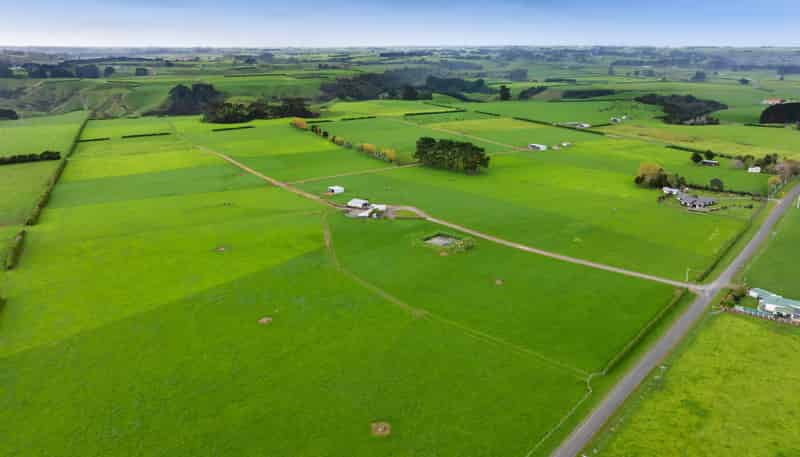 624 Meremere Road, Hawera