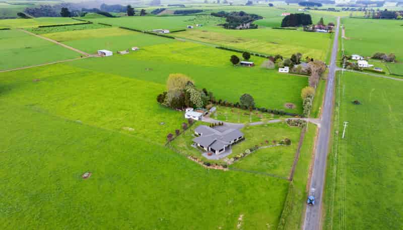 624 Meremere Road, Hawera
