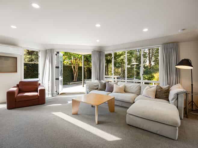 11 Conway Place, Chartwell