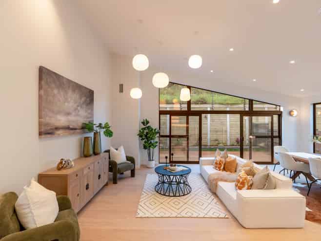 30 Streamview Way, Long Bay