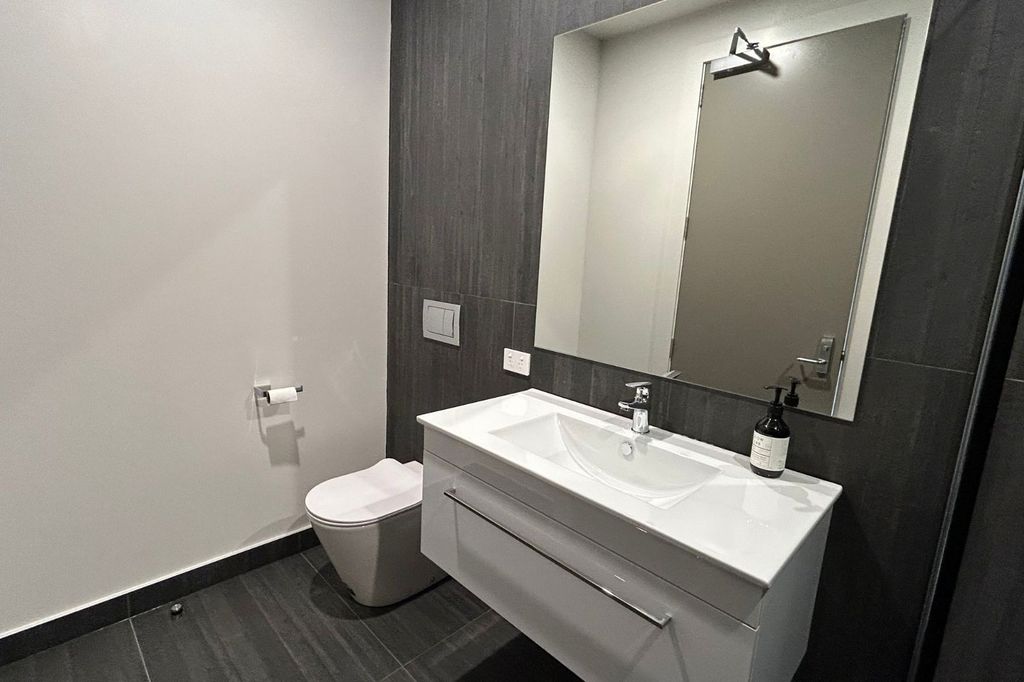 1/12 Twelfth Avenue, Lake Hayes Estate 4