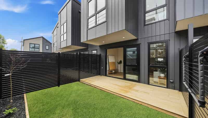 Lot 5/3 Torino Street, Point England