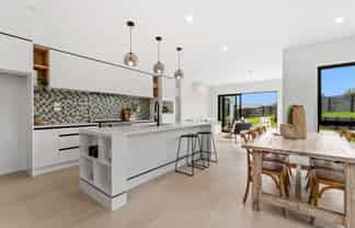 35 Brigitte View, Snells Beach