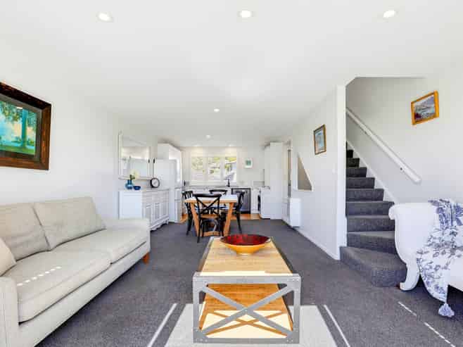 5F Church Street, Akaroa
