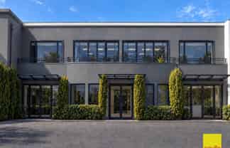 Quality Refurbishment | Strategic Location