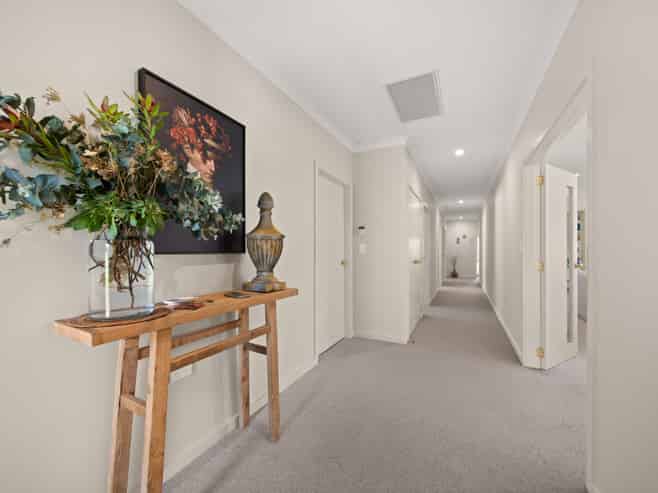 10 Fairway Drive, Martinborough