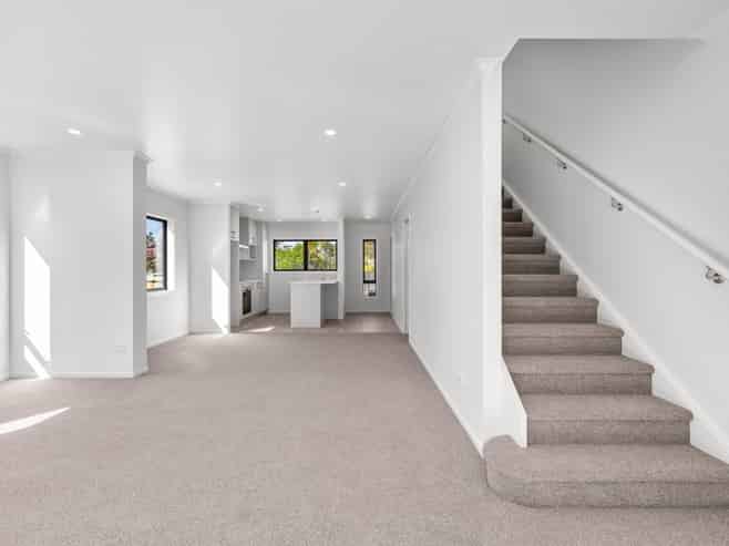 1 and 2/23 Wymer Terrace, Chartwell