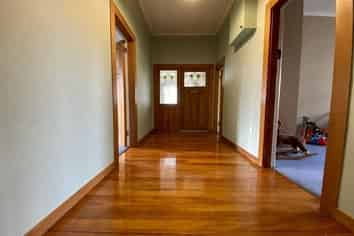 155 Layard Street, Windsor
