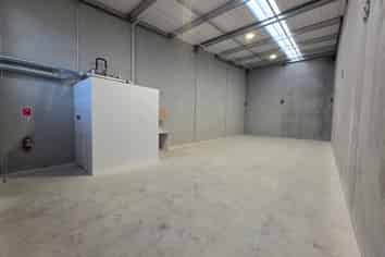 117sqm Brand New Industrial Unit 
