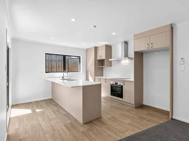 3 and 4/23 Wymer Terrace, Chartwell