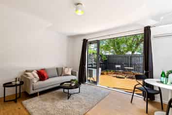7/17 Udy Street, Petone