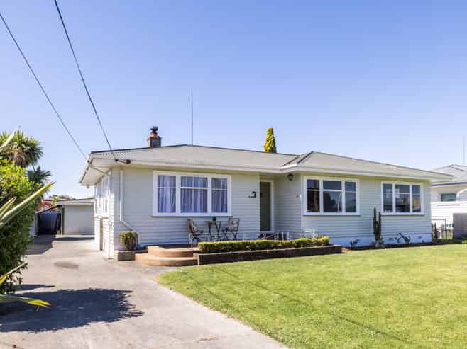 4 Trevelyan Street, Onekawa