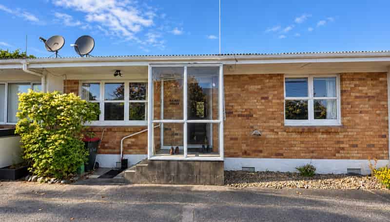 2/168 Nixon Street, Hamilton East
